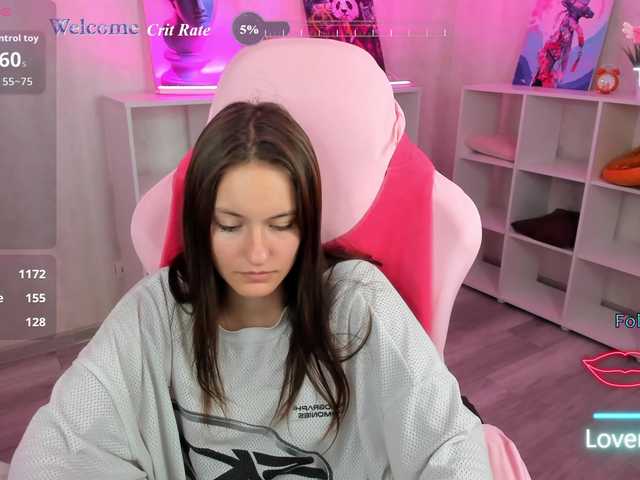 Golden-Whisper live cam on BongaCams