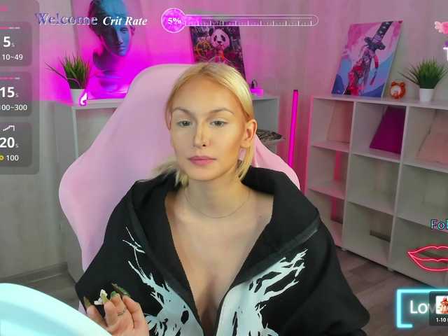 Golden-Whisper live cam on BongaCams