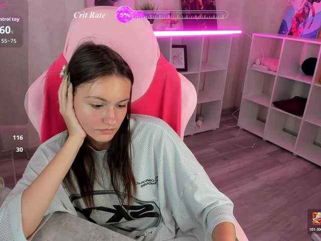 Golden-Whisper live cam on BongaCams