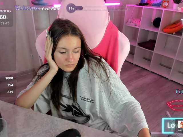 Golden-Whisper live cam on BongaCams