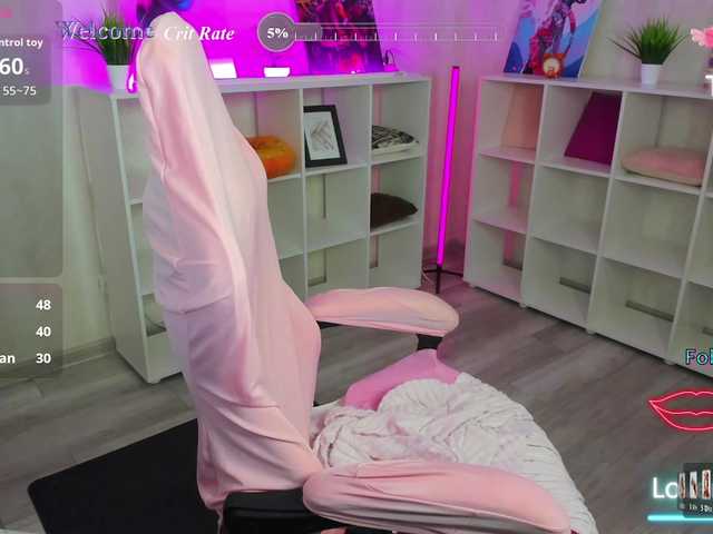 Golden-Whisper live cam on BongaCams