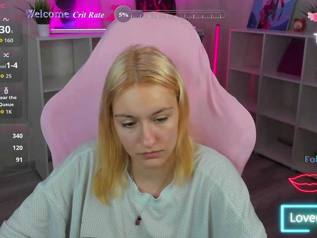 Golden-Whisper live cam on BongaCams
