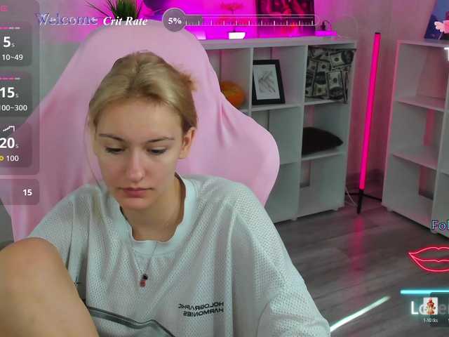 Golden-Whisper live cam on BongaCams