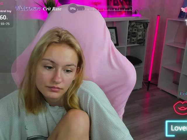 Golden-Whisper live cam on BongaCams