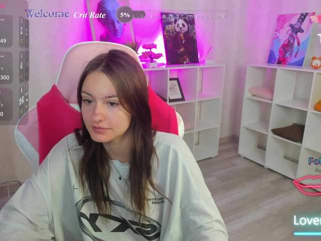 Golden-Whisper live cam on BongaCams