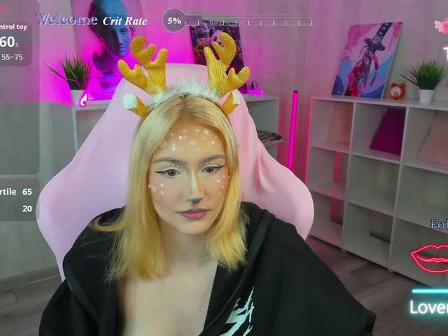 Golden-Whisper live cam on BongaCams