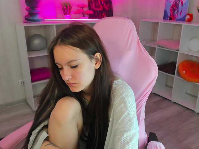 Golden-Whisper live cam on BongaCams