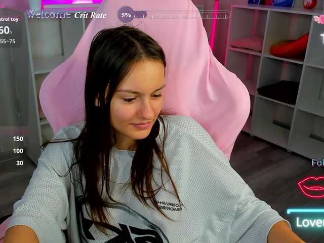 Golden-Whisper live cam on BongaCams