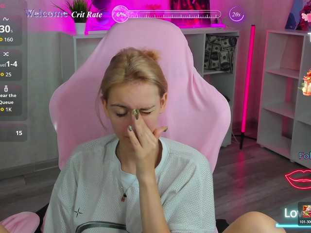 Golden-Whisper live cam on BongaCams