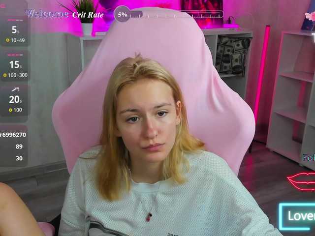 Golden-Whisper live cam on BongaCams
