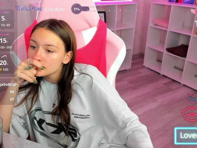 Golden-Whisper live cam on BongaCams
