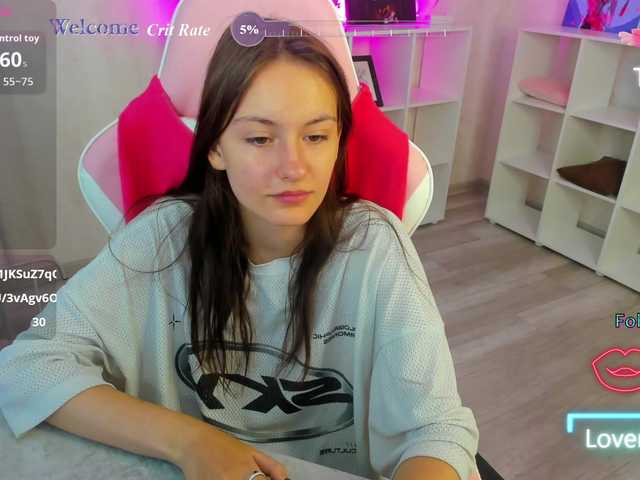 Golden-Whisper live cam on BongaCams