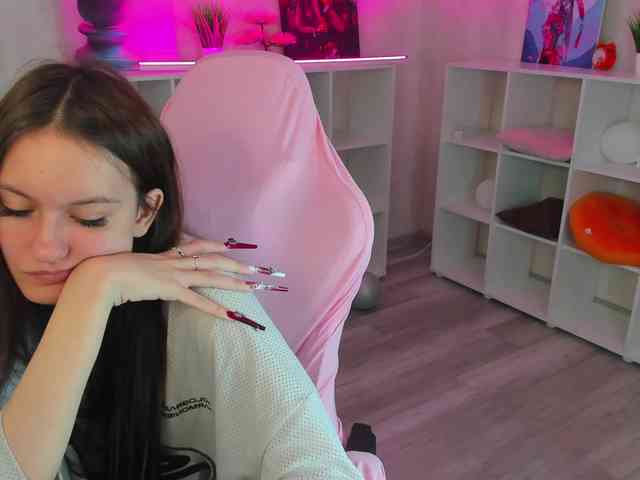 Golden-Whisper webcam