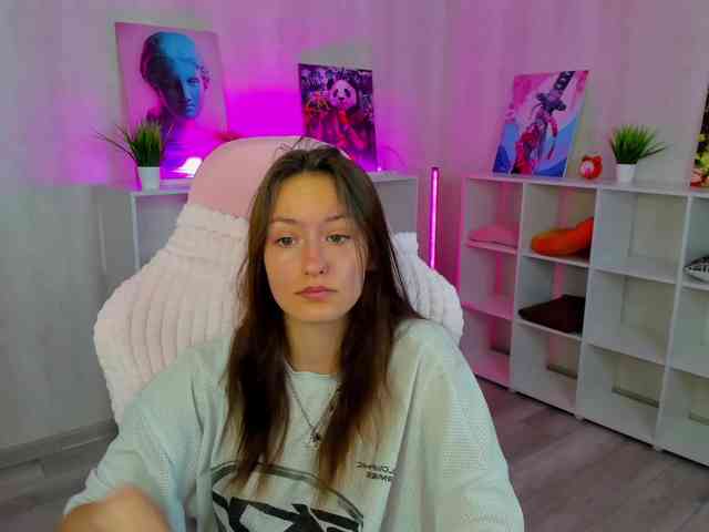 Golden-Whisper webcam