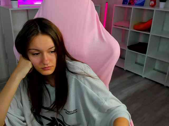 Golden-Whisper webcam