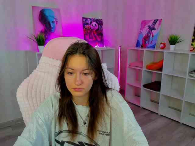 Golden-Whisper webcam
