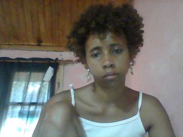 Fabrilla live cam on BongaCams