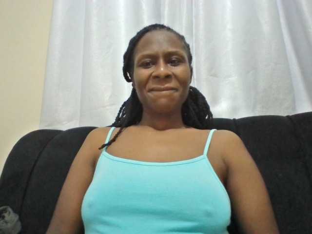 Kyaa live cam on BongaCams