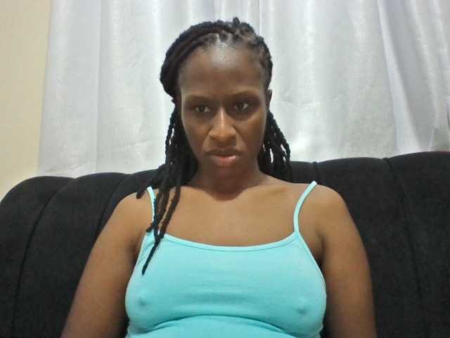 Kyaa live cam on BongaCams
