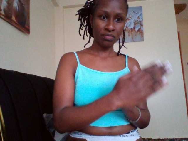 Kyaa live cam on BongaCams