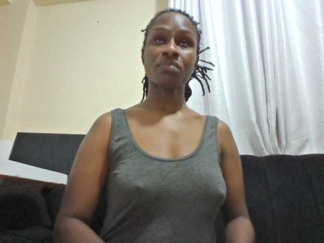 Kyaa live cam on BongaCams