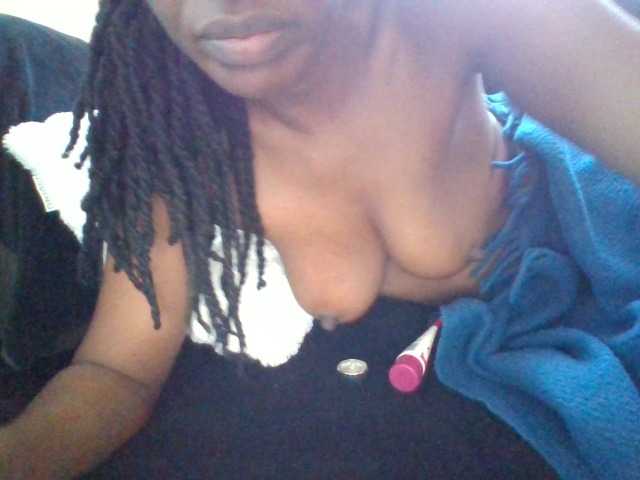 Kyaa live cam on BongaCams