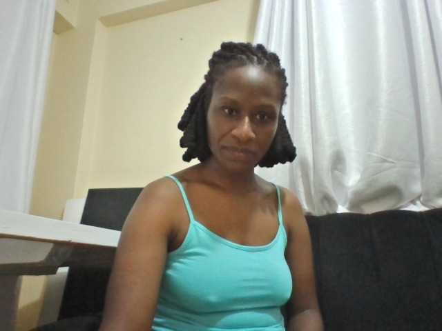 Kyaa live cam on BongaCams