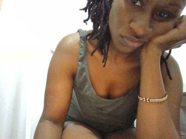 Kyaa live cam on BongaCams