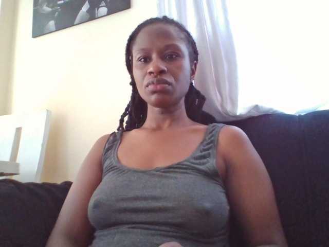 Kyaa, 21 y/o - Live Cam on BongaCams