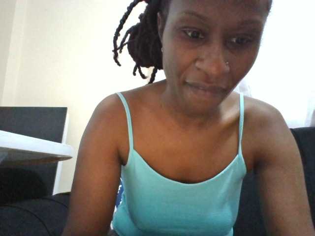 Kyaa live cam on BongaCams