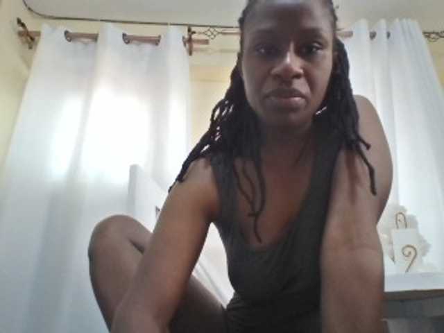 Kyaa live cam on BongaCams