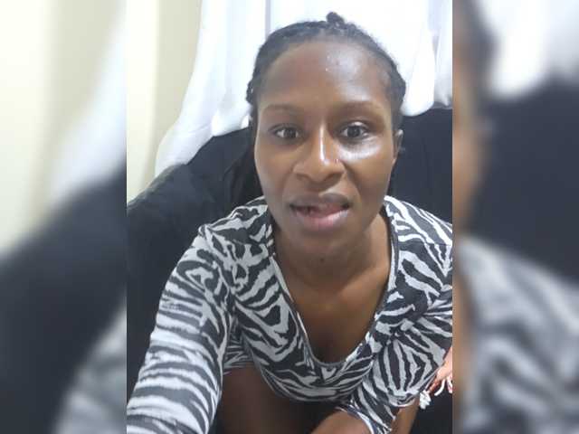 Kyaa live cam on BongaCams