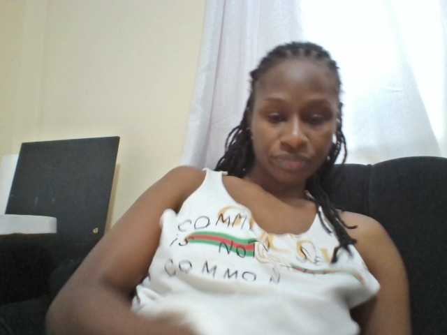 Kyaa live cam on BongaCams