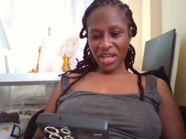 Kyaa live cam on BongaCams