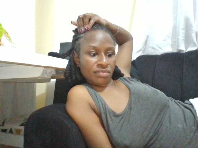 Kyaa live cam on BongaCams