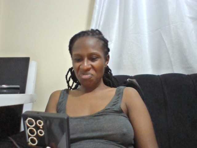 Kyaa live cam on BongaCams