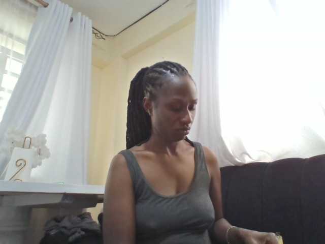 Kyaa live cam on BongaCams