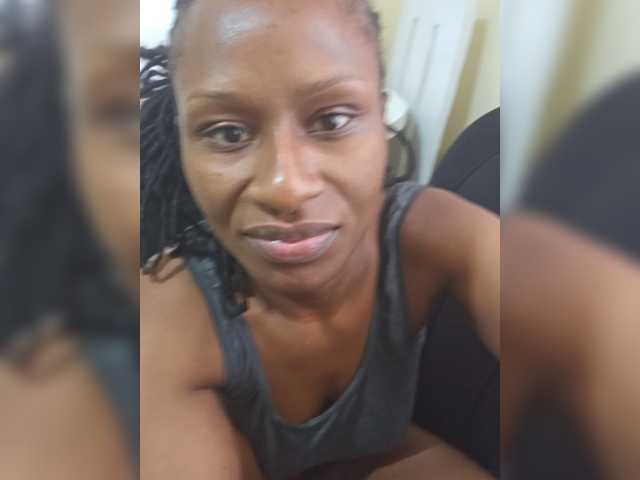 Kyaa live cam on BongaCams