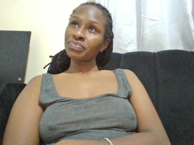 Kyaa live cam on BongaCams