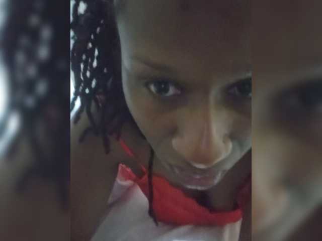 Kyaa live cam on BongaCams
