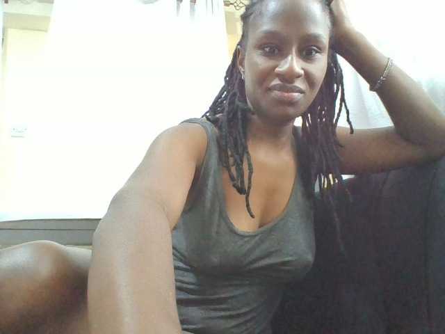 Kyaa live cam on BongaCams