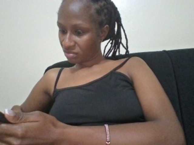 Kyaa live cam on BongaCams