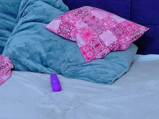 NataliaCroft Porn Show