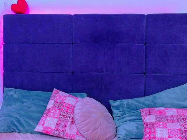 NataliaCroft's BongaCams show and profile