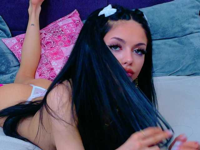 NataliaCroft's BongaCams show and profile