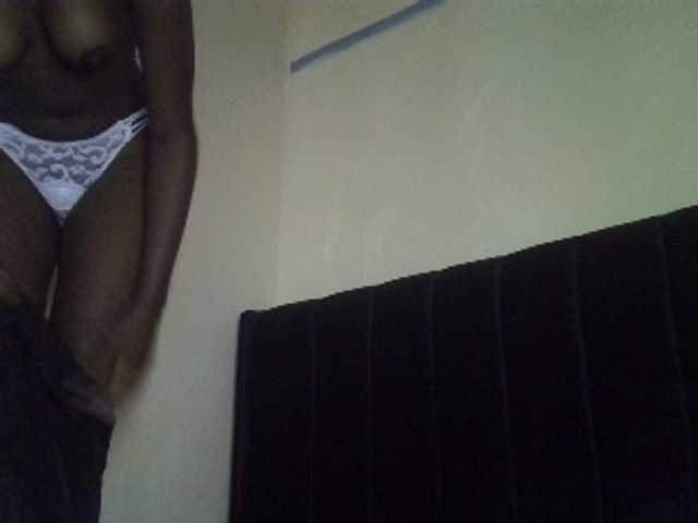 Untamed2 live cam on BongaCams