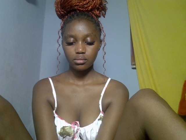 Untamed2 live cam on BongaCams
