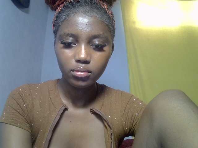 Untamed2 live cam on BongaCams