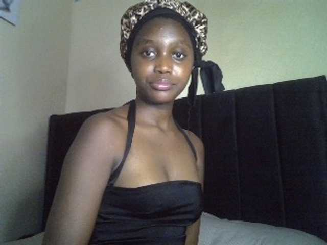 Untamed2 live cam on BongaCams