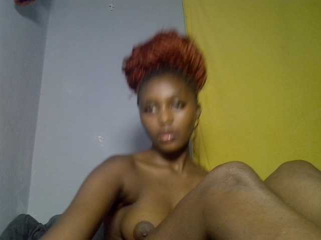 Untamed2 live cam on BongaCams